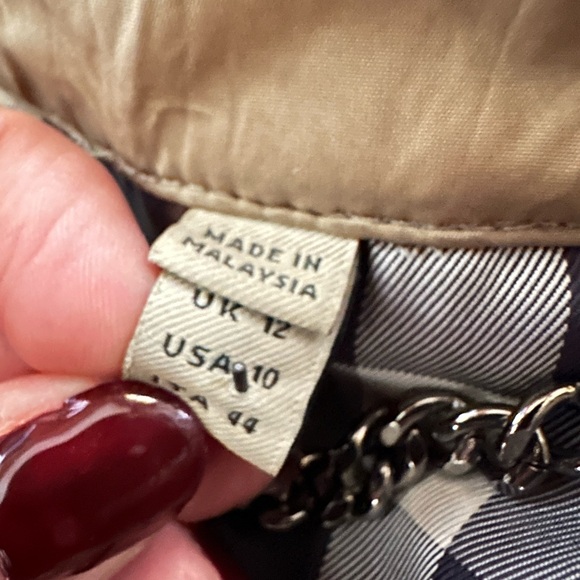 Burberry London Trench Coat - Picture 4 of 5